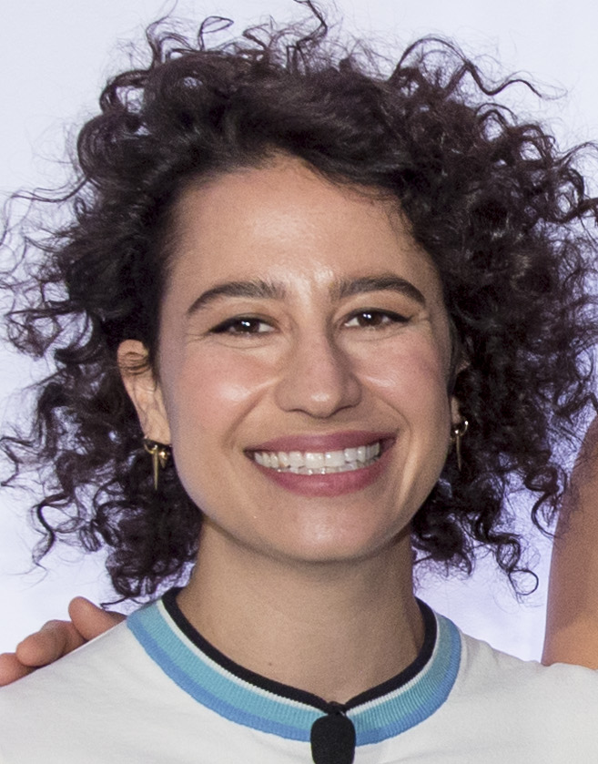 Abbi_Jacobson_and_Ilana_Glazer_at_Internet_Week_14_(cropped)[1].jpg